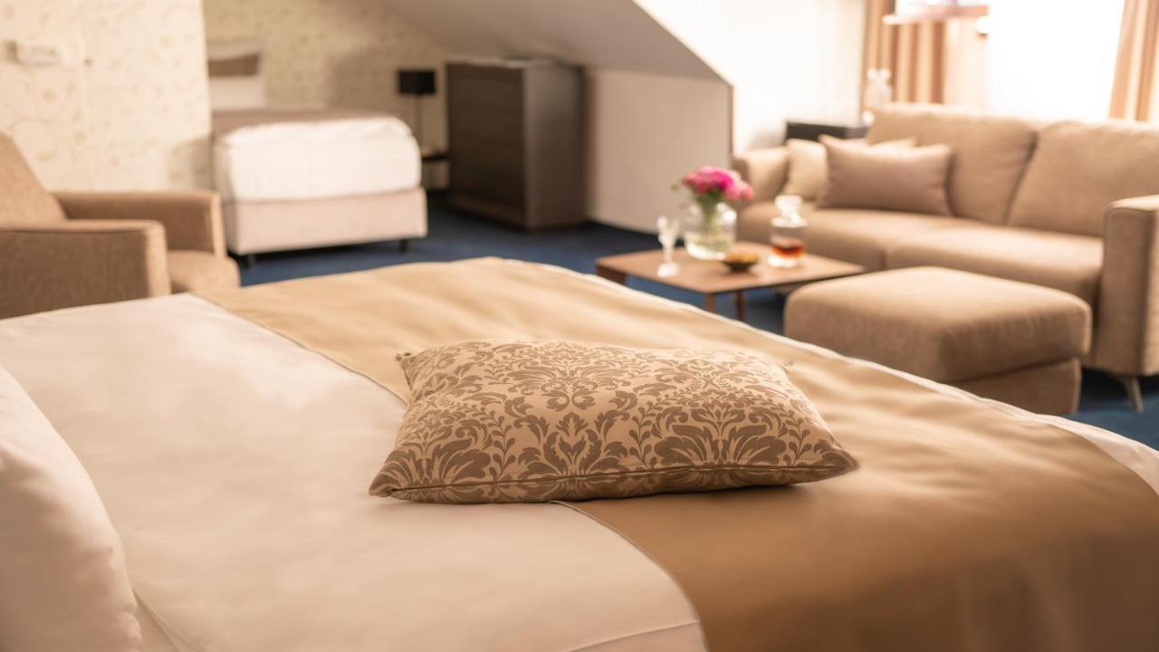 Savoy Hotel Szpindlerowy Młyn Zewnętrze zdjęcie