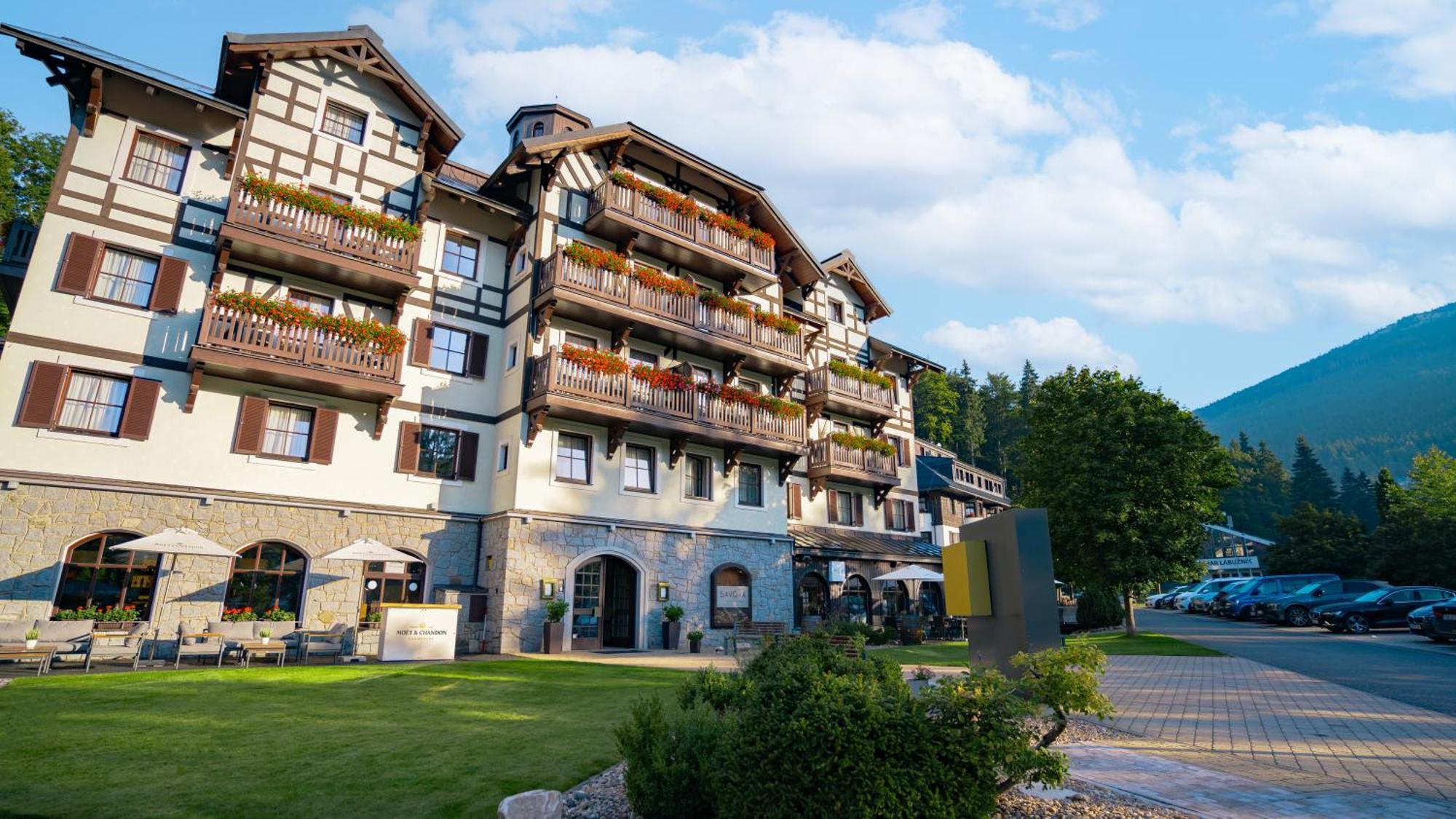 Savoy Hotel Szpindlerowy Młyn Zewnętrze zdjęcie